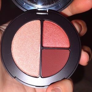 Brown shades of eyeshadow palette